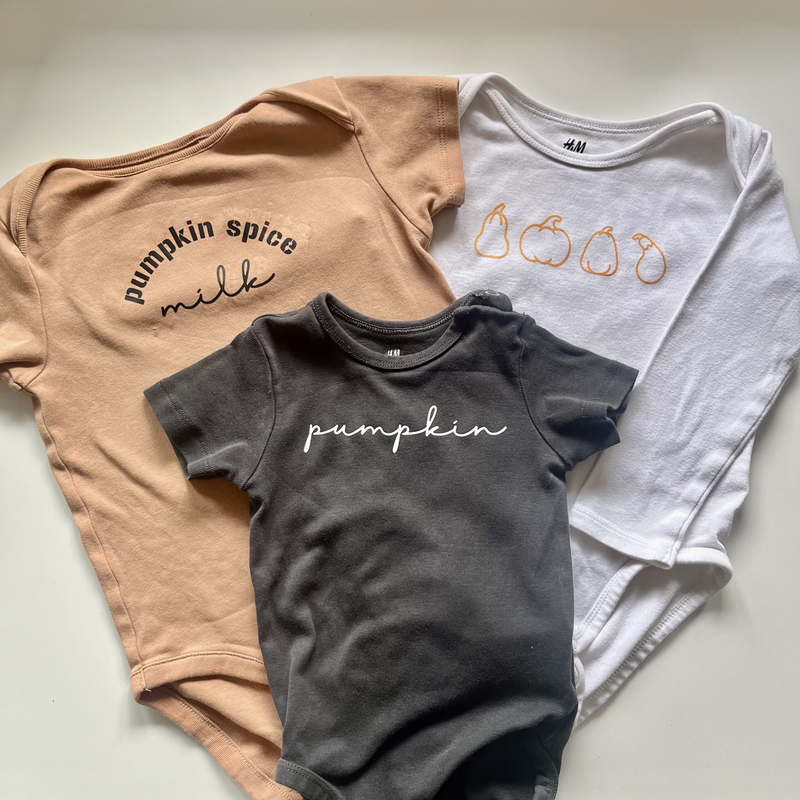 vasalható matrica babaruhára