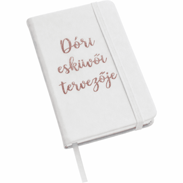 füzet egyedi felirattal